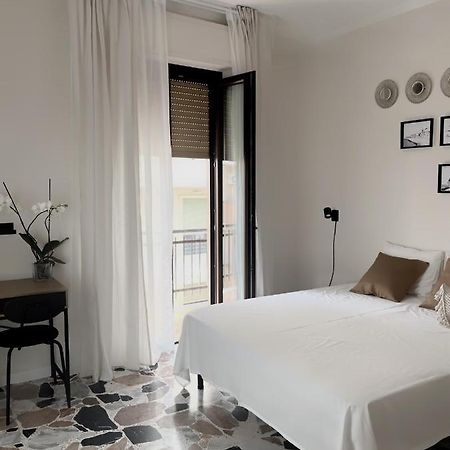Leonardo Da Vinci Rooms 阿尔盖罗 外观 照片
